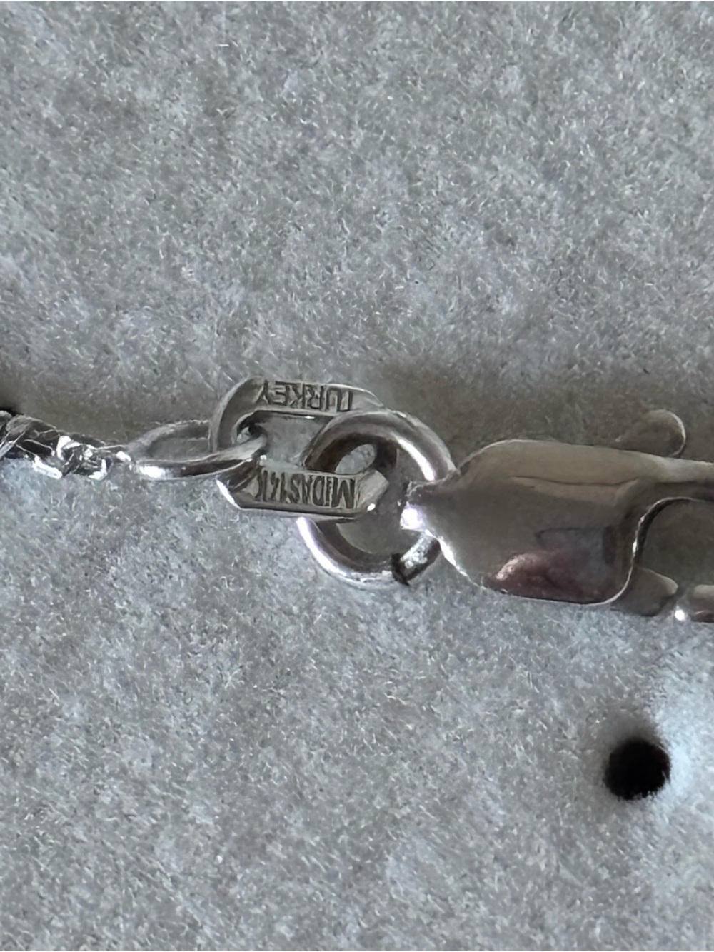 Classic Solitaire Pendant 14 k white gold necklace - Picture 5 of 7